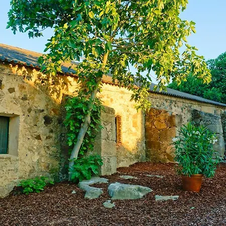 Guest house Castillo De Caceres