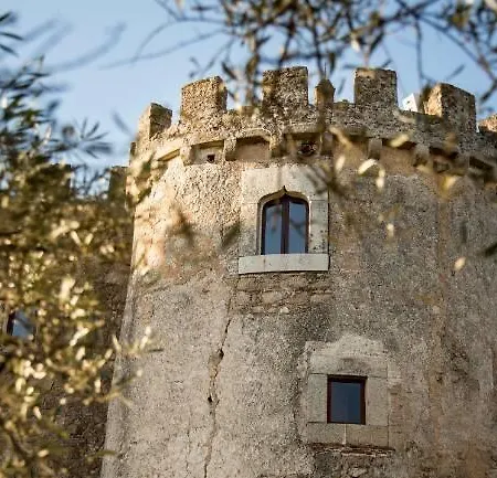 Castillo De Caceres