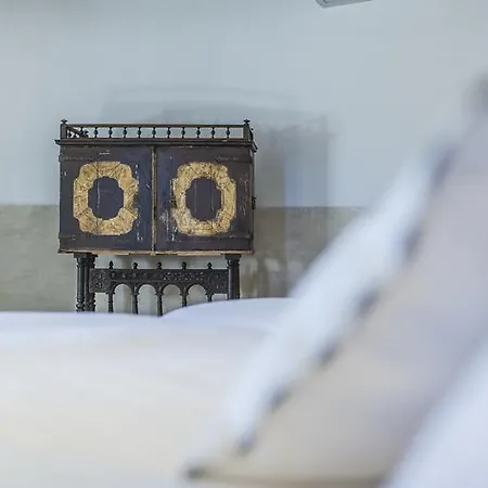 Castillo De 4* Caces