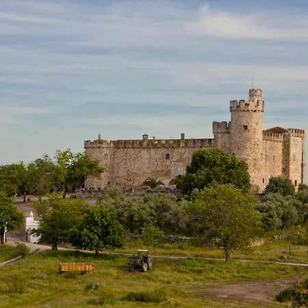 Castillo De بيت ضيافة 4*