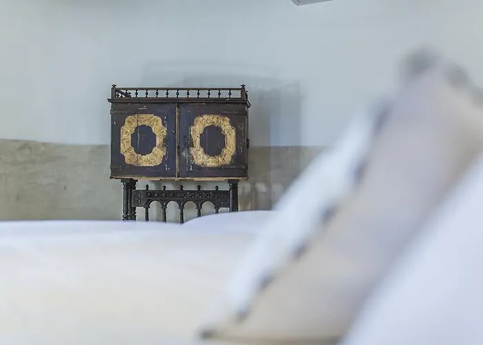 Castillo De 4* Caces